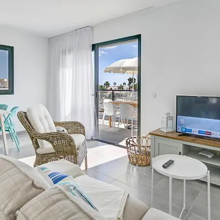 Aloha Bay Caleta Penthouses *