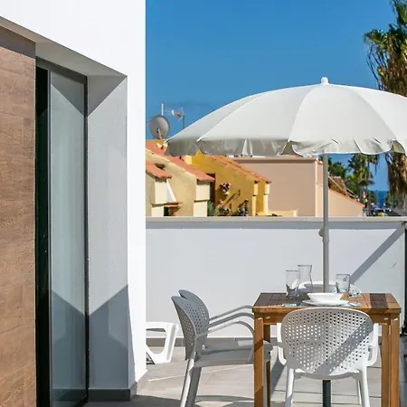 Aloha Bay Caleta Penthouses *