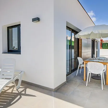 아파트 Aloha Bay Caleta Penthouses *