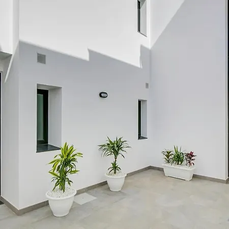 아파트 Aloha Bay Caleta Penthouses *